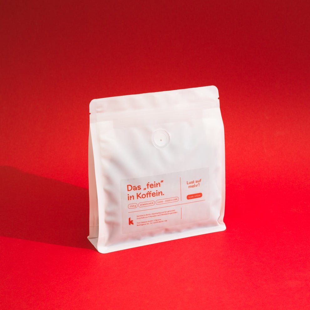 120 Hz Rückseite auf rotem Hintergrund