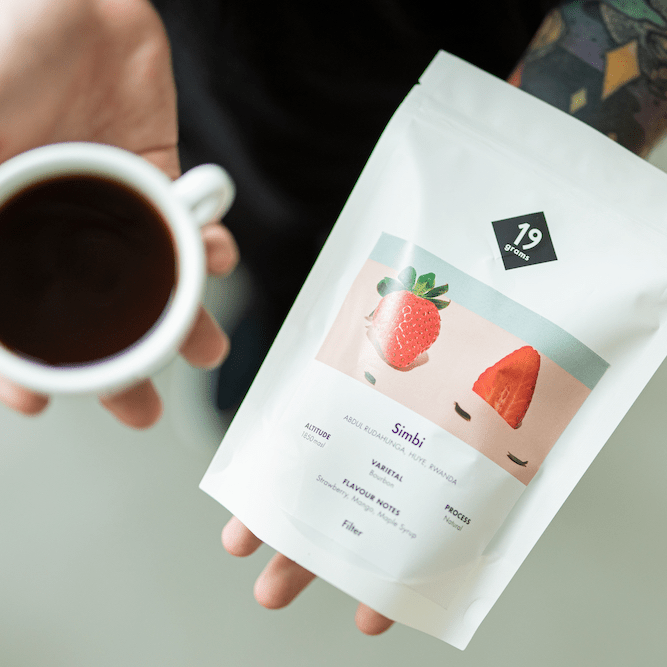 19grams Simbi Filter Kaffee mit frischem Kaffee