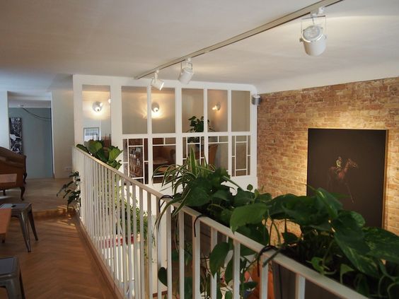 2. Etage vom 19grams Cafe in der Chauseestraße