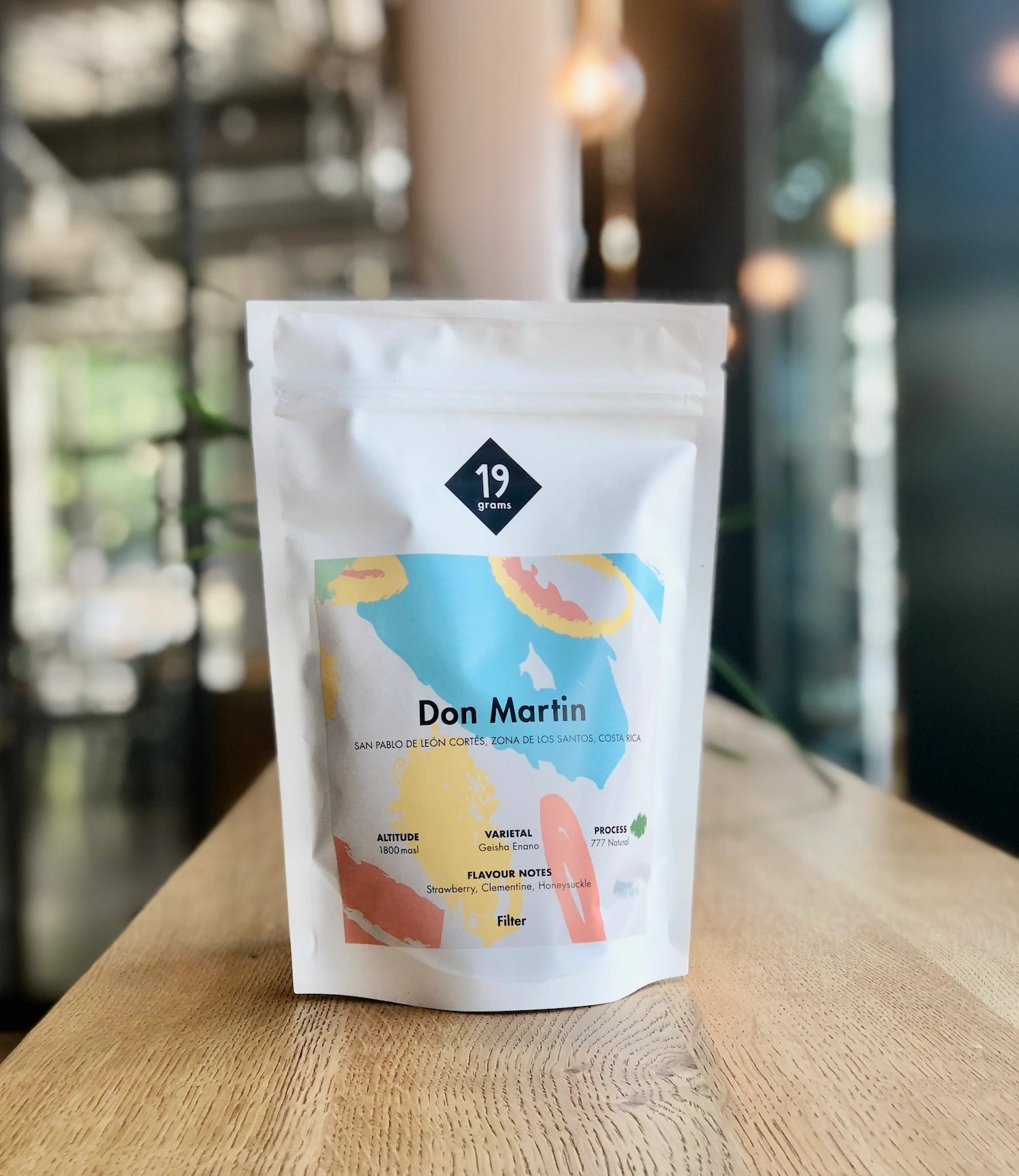 19grams Don Martin Geischa Kaffee auf einem Tisch