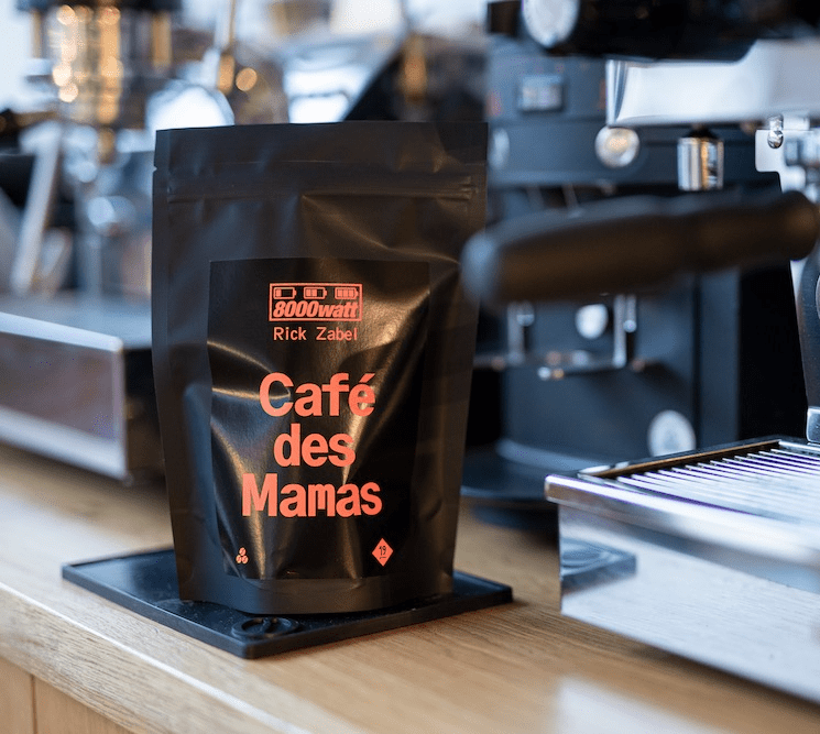 8000watt Cafe des Mamas