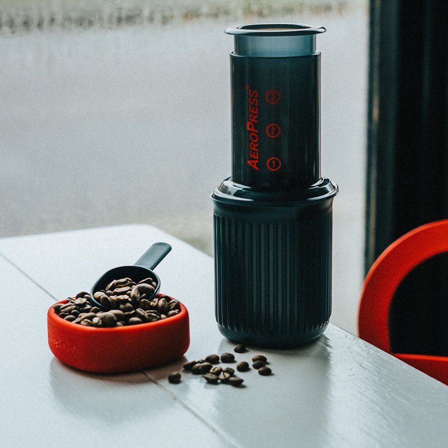19grams Aeropress Go Coffee Maker Set mit Portionierlöffel