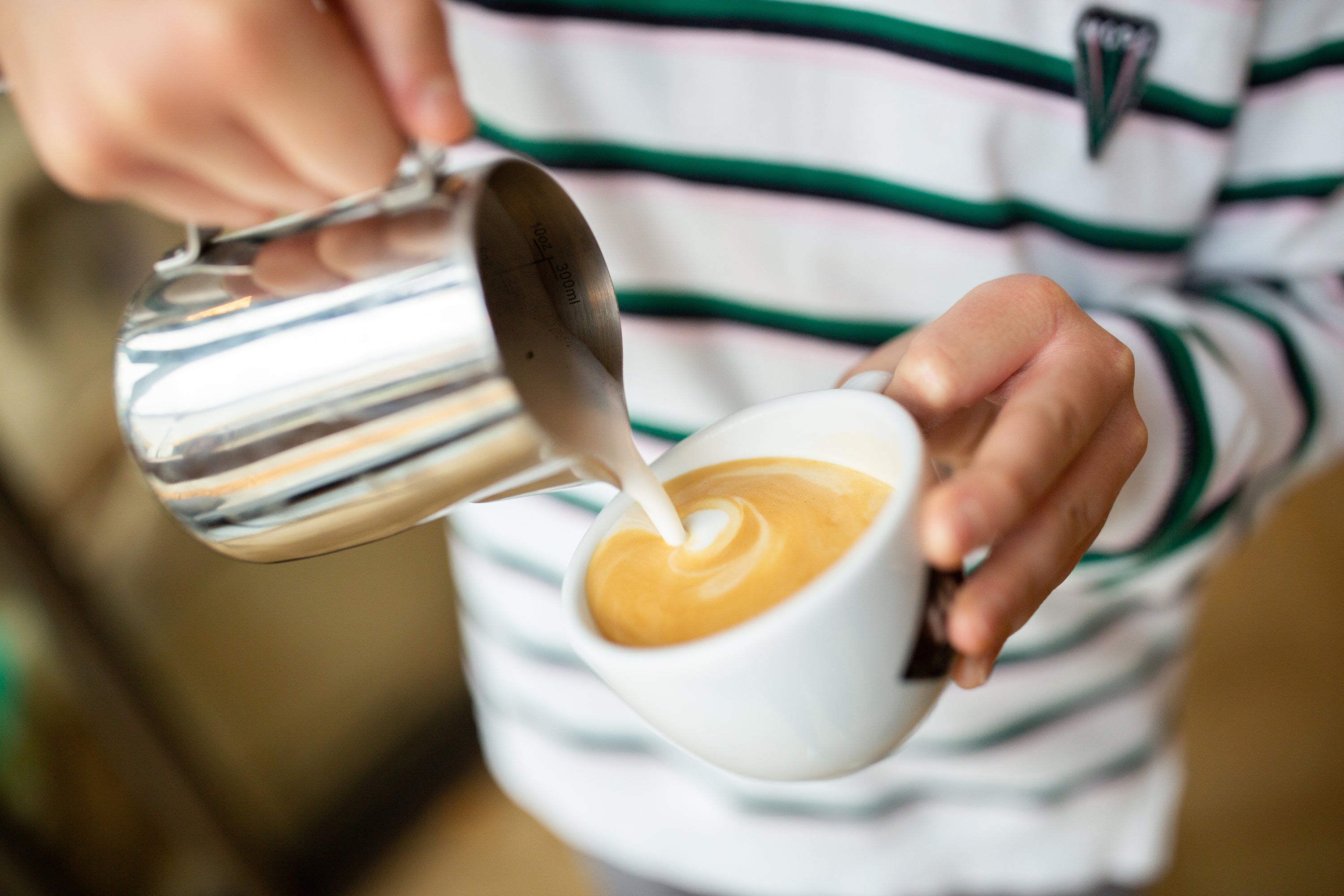 latte art cappuccino in 19grams Tasse