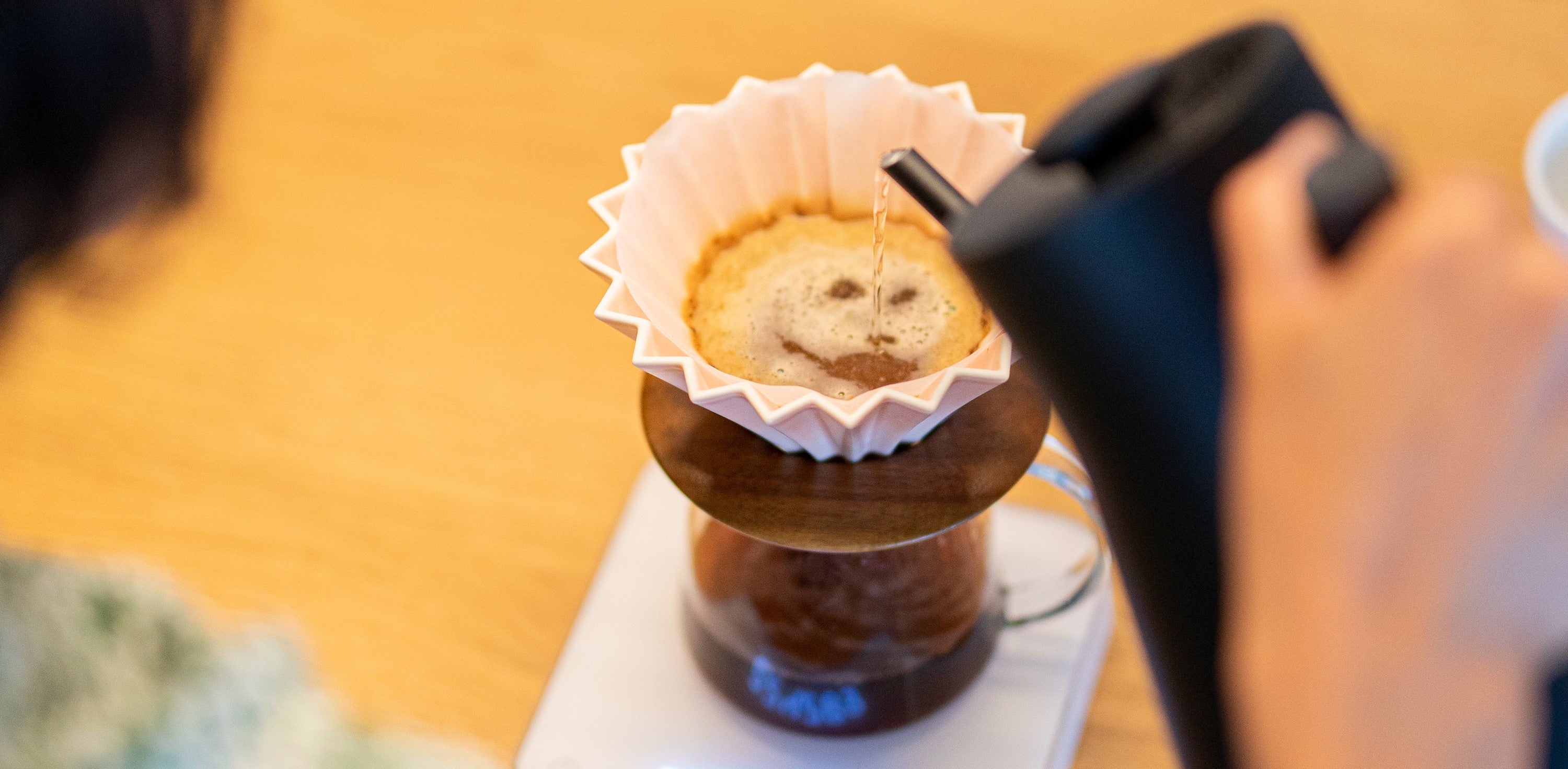 Kaffe wird aufgegossen
