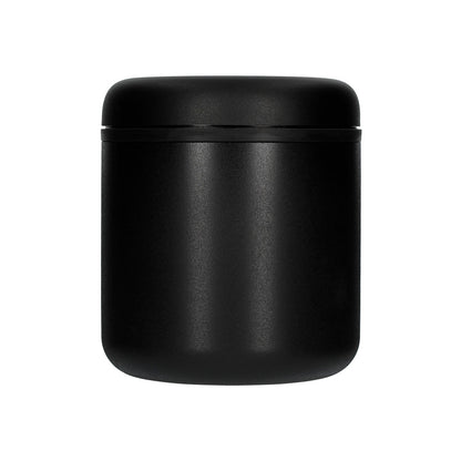 Fellow Atmos Canister Kaffee-Aufbewahrungsdose 700ml Matt-Schwarz – Vakuum-Frischhaltedose Frontansicht, Detailaufnahme im 19grams Shop