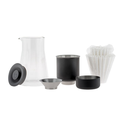 Fellow Stagg XF Pour-Over Set komplett – Edelstahl-Handfilter mit Karaffe für Specialty Coffee, im 19grams Coffee Roasters Berlin Shop