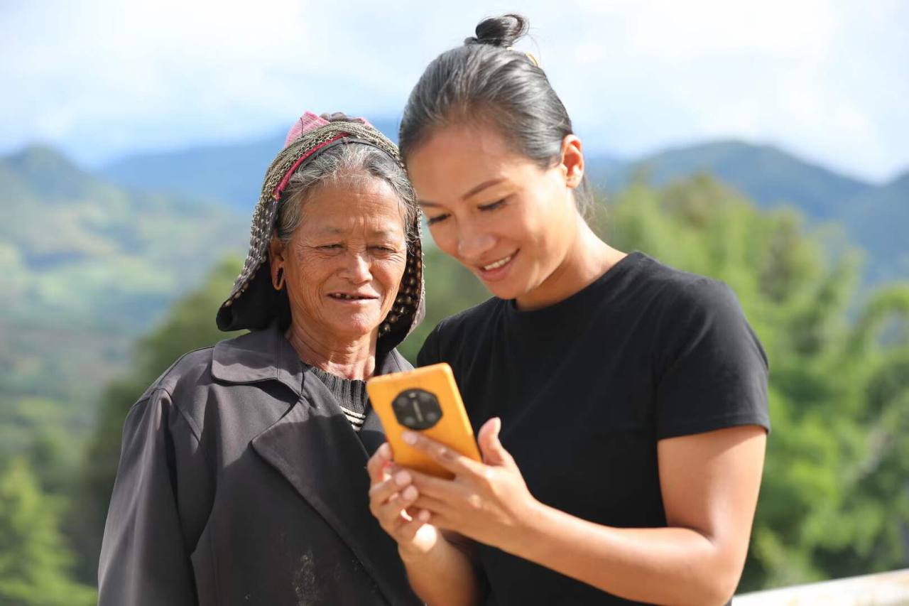 Xingang mother and daughter